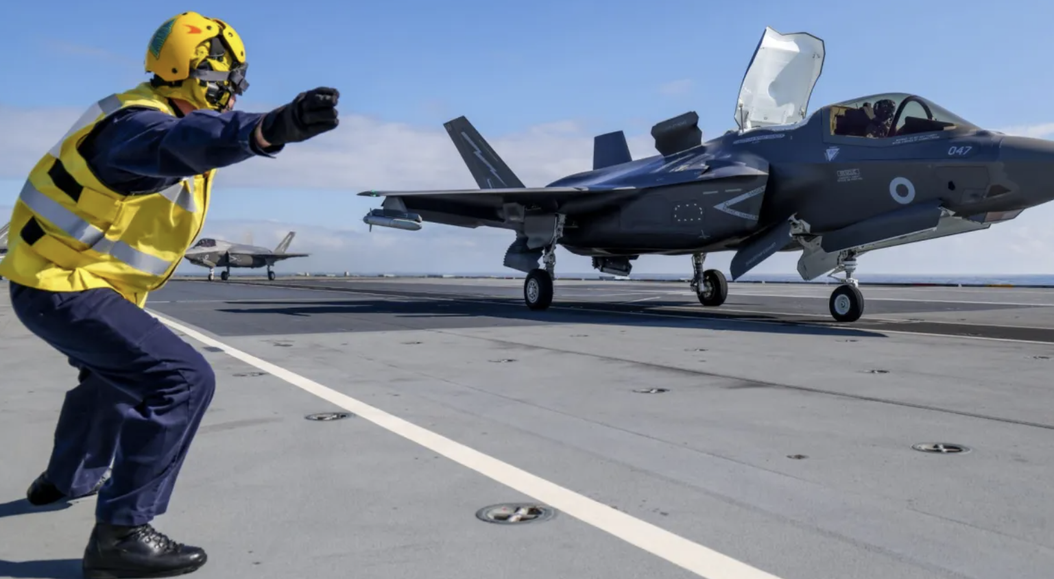 “사이버 테러부터 F-35 출격·제5조 발동까지”… 英 디아이, ‘러시아의 유럽 침공 시 1분 단위 전개 시나리오’ 시뮬레이션 공개에 전 세계 안보 긴장 최고조